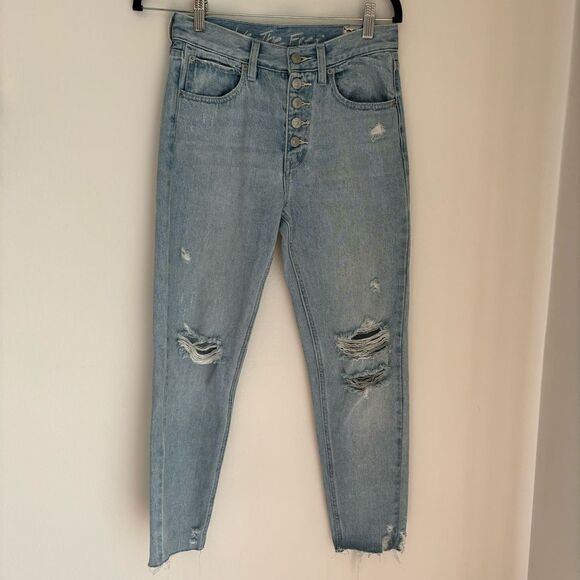 Free People We the Free women light wash distressed button fly skinny jeans 25! - Picture 1 of 16